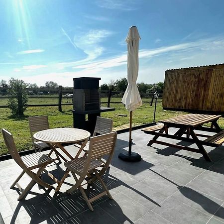 Le Clos De Baron Sur Odon, Un Havre De Paix. Eksteriør billede